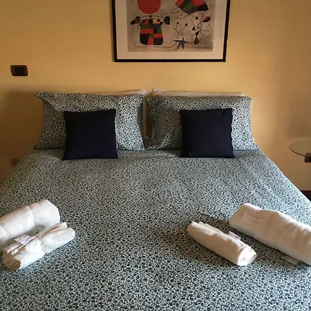 Jfk Bed and breakfast Ciampino
