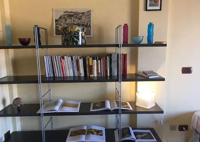 Jfk Bed and Breakfast Τσιαμπίνο